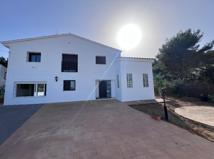 Vista exterior de Casa o chalet en venta en Oropesa del Mar / Orpesa con Aire acondicionado, Calefacción y Terraza