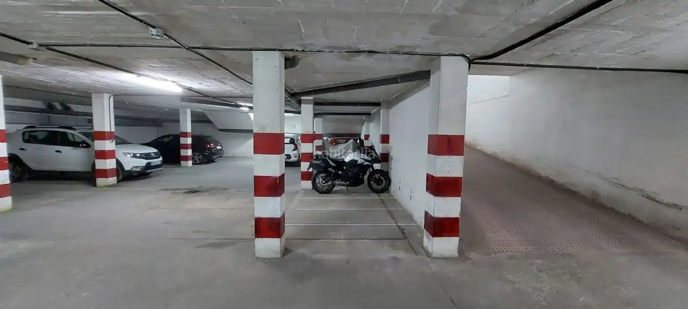 Motorradstellplatz zur Miete in Calle Cervantes 11, imagen 4