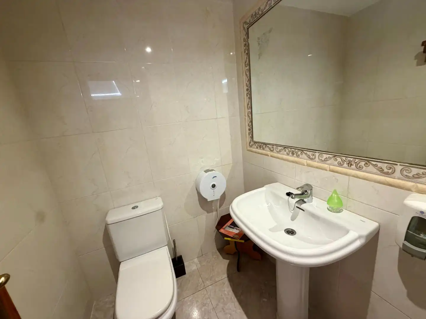 Local comercial en venda a Carrer Carrer Isaac Peral 58, imagen 9