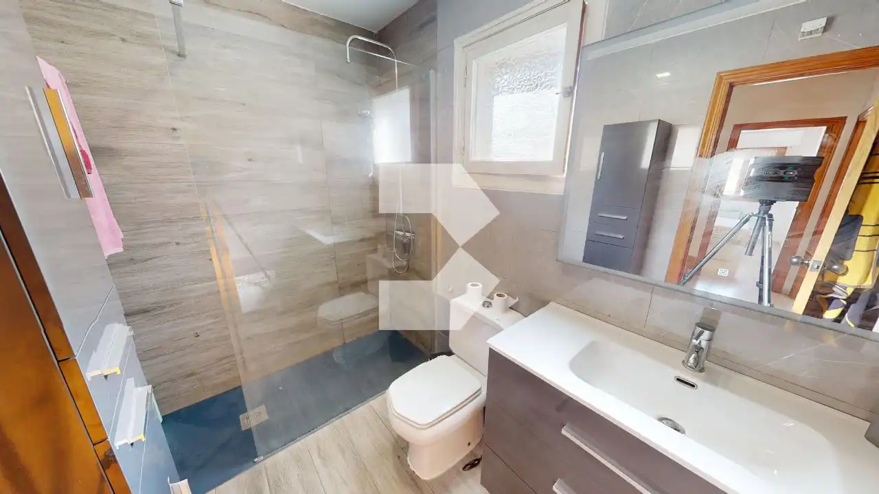Bathroom of Detached homes for sale in El Campello  with Air Conditioner, Terrace and Furnished