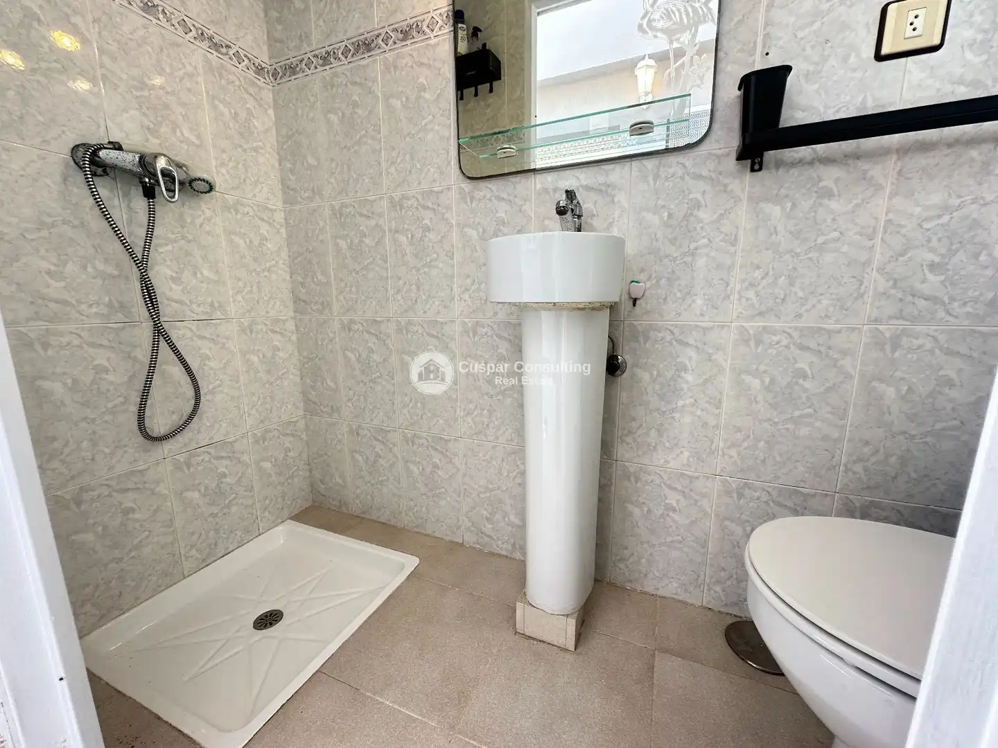 Bany de Dúplex en venda en San Pedro del Pinatar amb Terrassa, Traster i Moblat