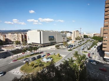 Pis amb ascensor en venda a Avenida de Andalucía