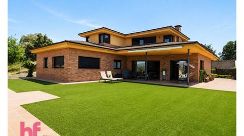 Foto 3 de Casa o chalet en venta en Calle D´ausiàs March, Lliçà de Vall, Barcelona