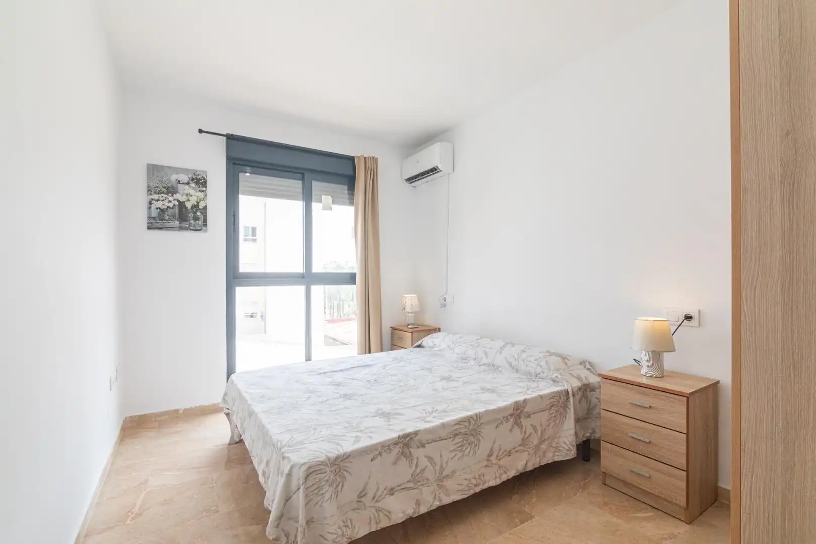 Bedroom of Flat for sale in Elche / Elx  with Furnished