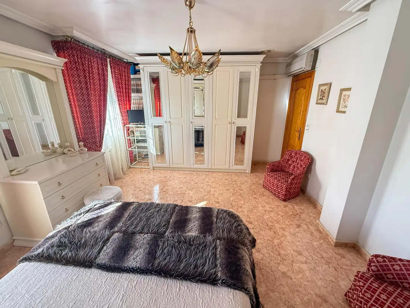 Dormitori de Casa o xalet en venda en Callosa de Segura amb Aire condicionat, Calefacció i Jardí privat