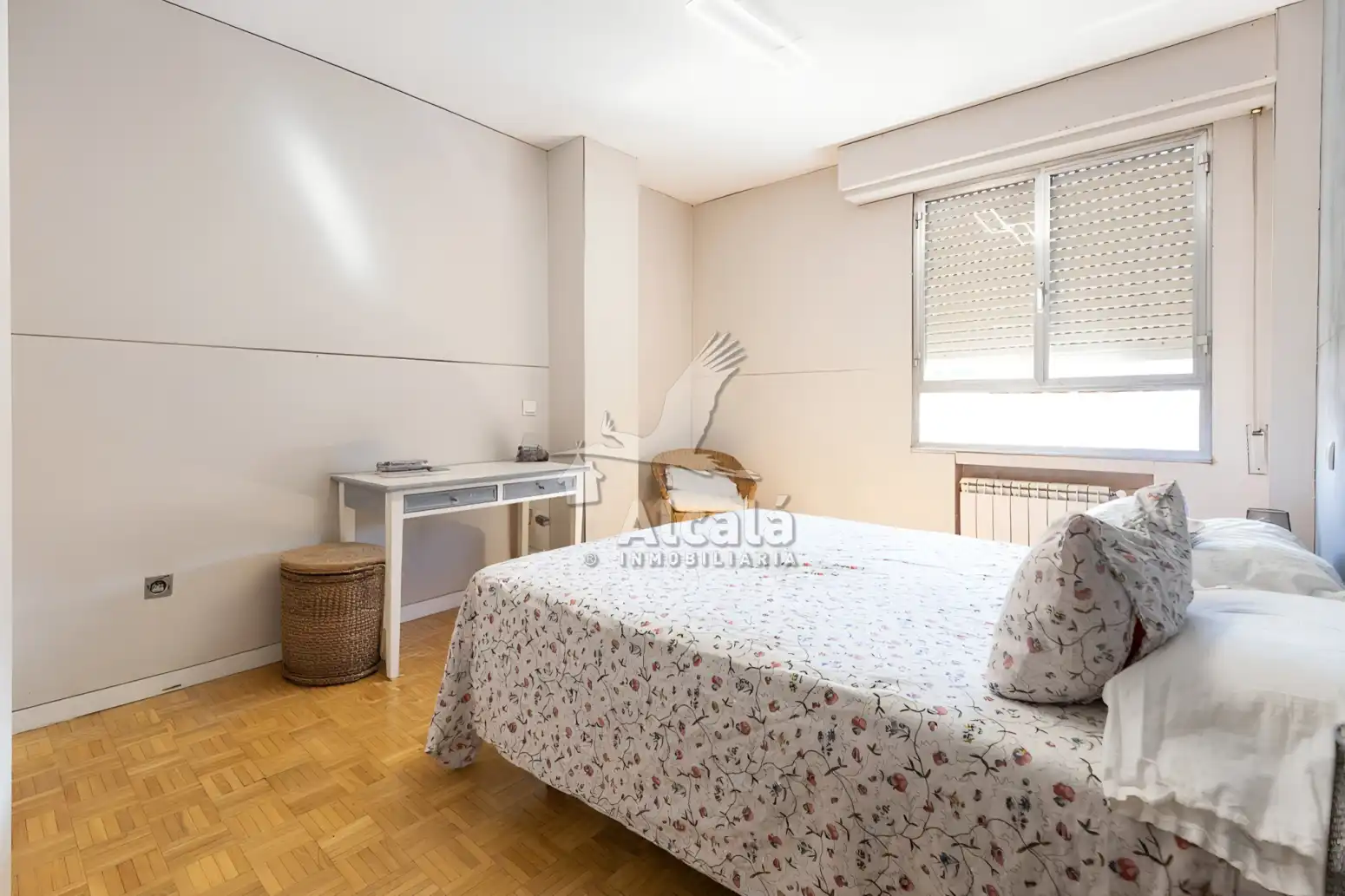 Dormitori de Pis en venda en Alcalá de Henares amb Aire condicionat, Calefacció i Parquet