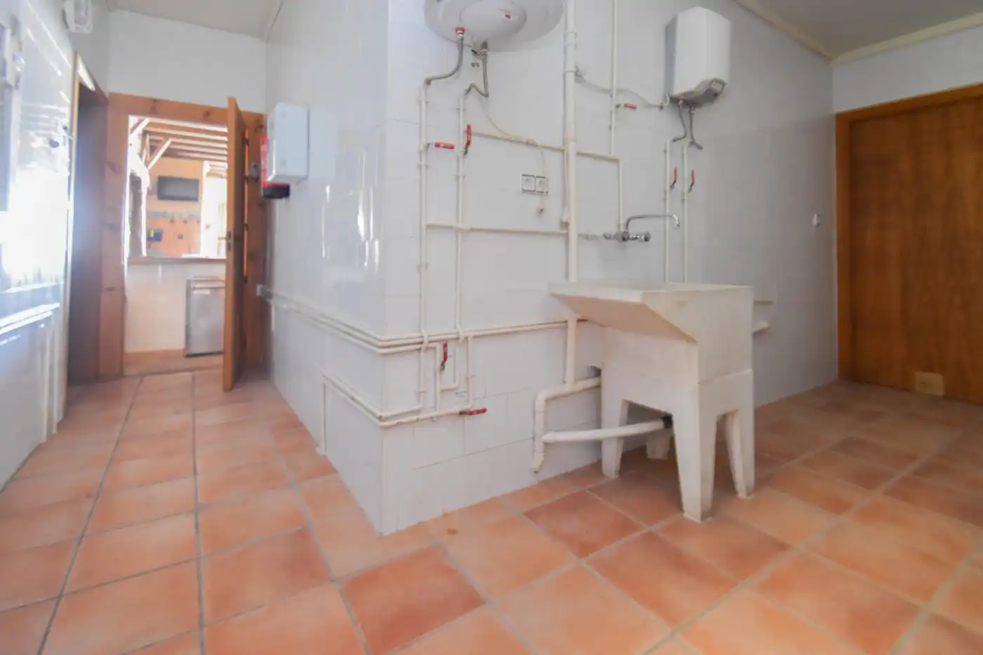 Local comercial en venda a Calle reina fabiola, imagen 18