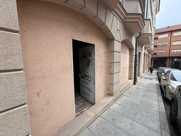 Local comercial en venda a Calle las Milicias