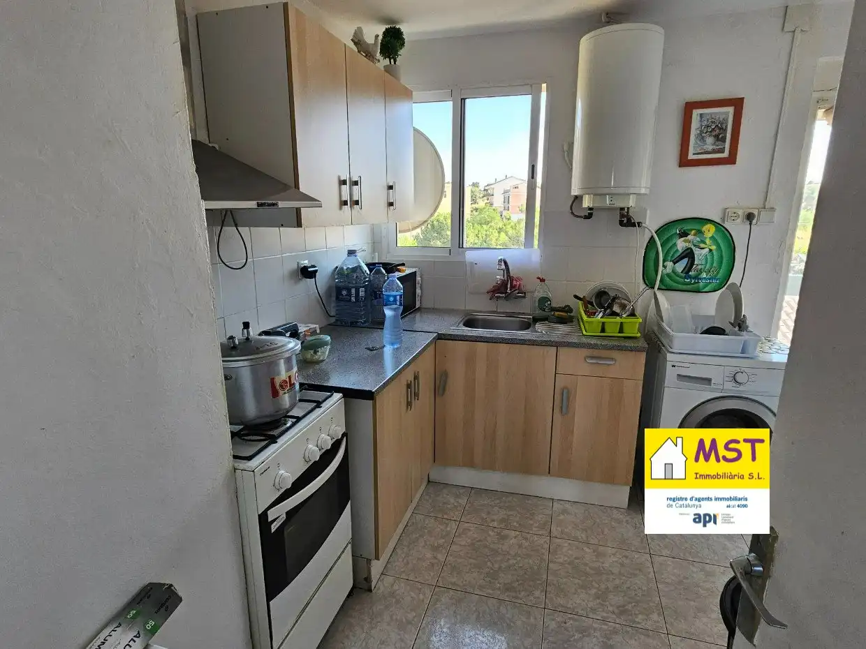 Flat with terrace for sale in Carrer dels Germans Arnalot, imagen 4