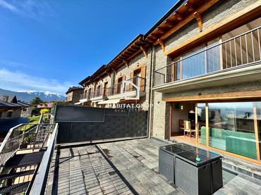 Adosado en venta en Puigcerdà