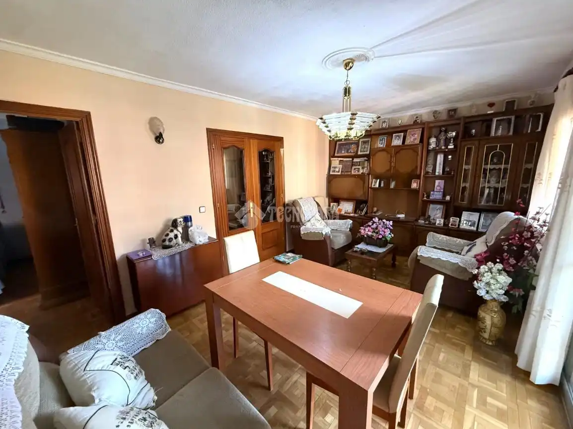 Wohnzimmer von Wohnung zum Verkauf in Madrid mit Klimaanlage, Heizung und Terrasse