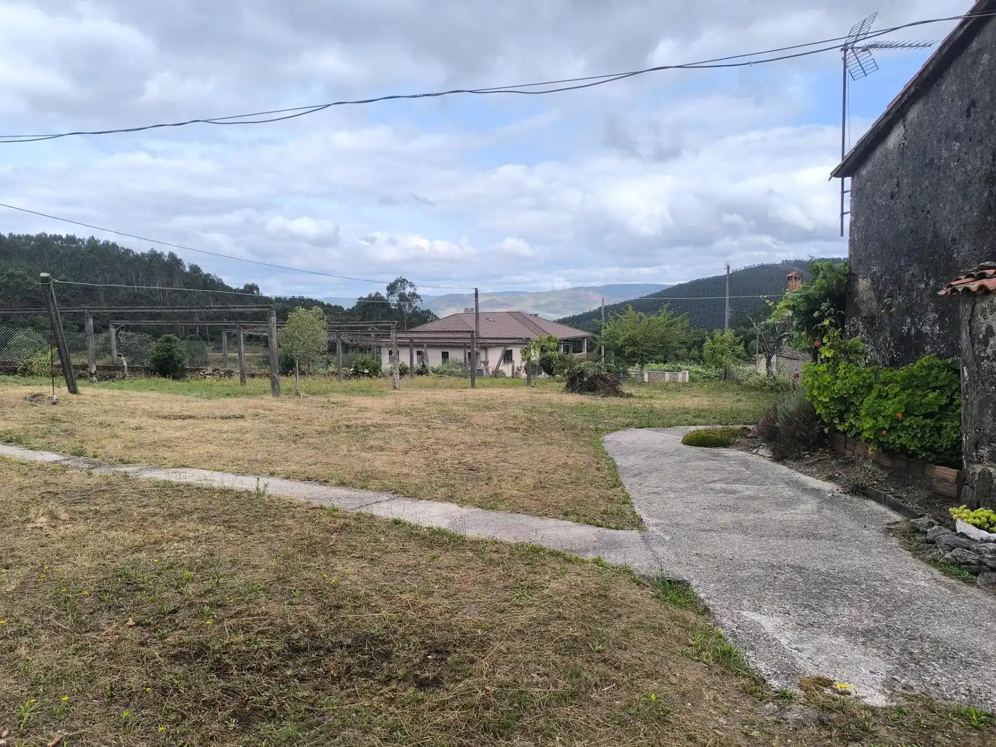 Casa o xalet en venda en Teo amb Jardí privat