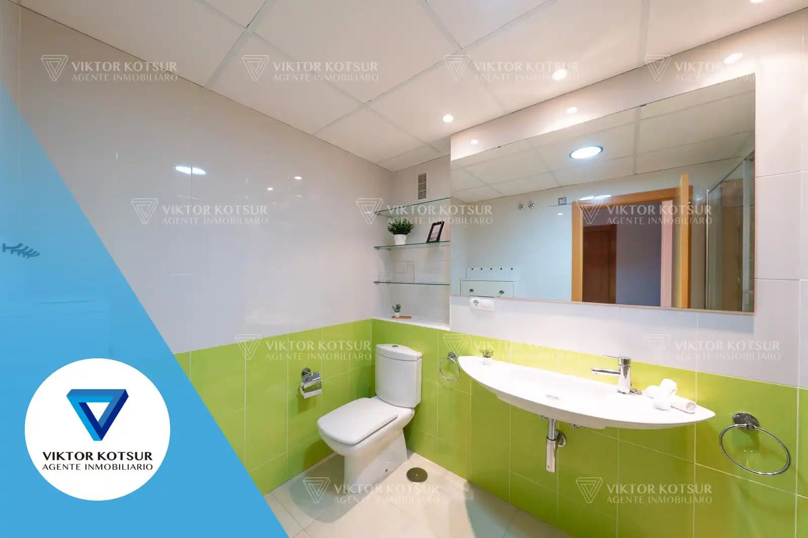 Baño de Ático en venta en Roquetas de Mar con Aire acondicionado, Parquet y Terraza