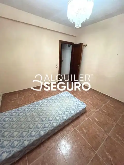 Schlafzimmer von Wohnung zur Miete in Parla mit Klimaanlage, Heizung und Terrasse