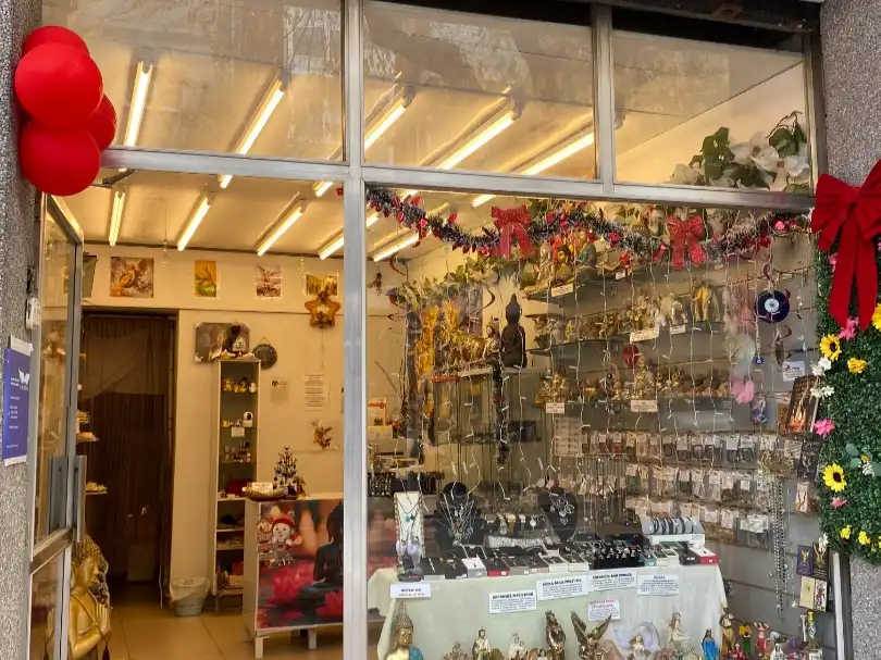 Local comercial en traspaso en Avinguda de Santa Coloma 33, imagen 4