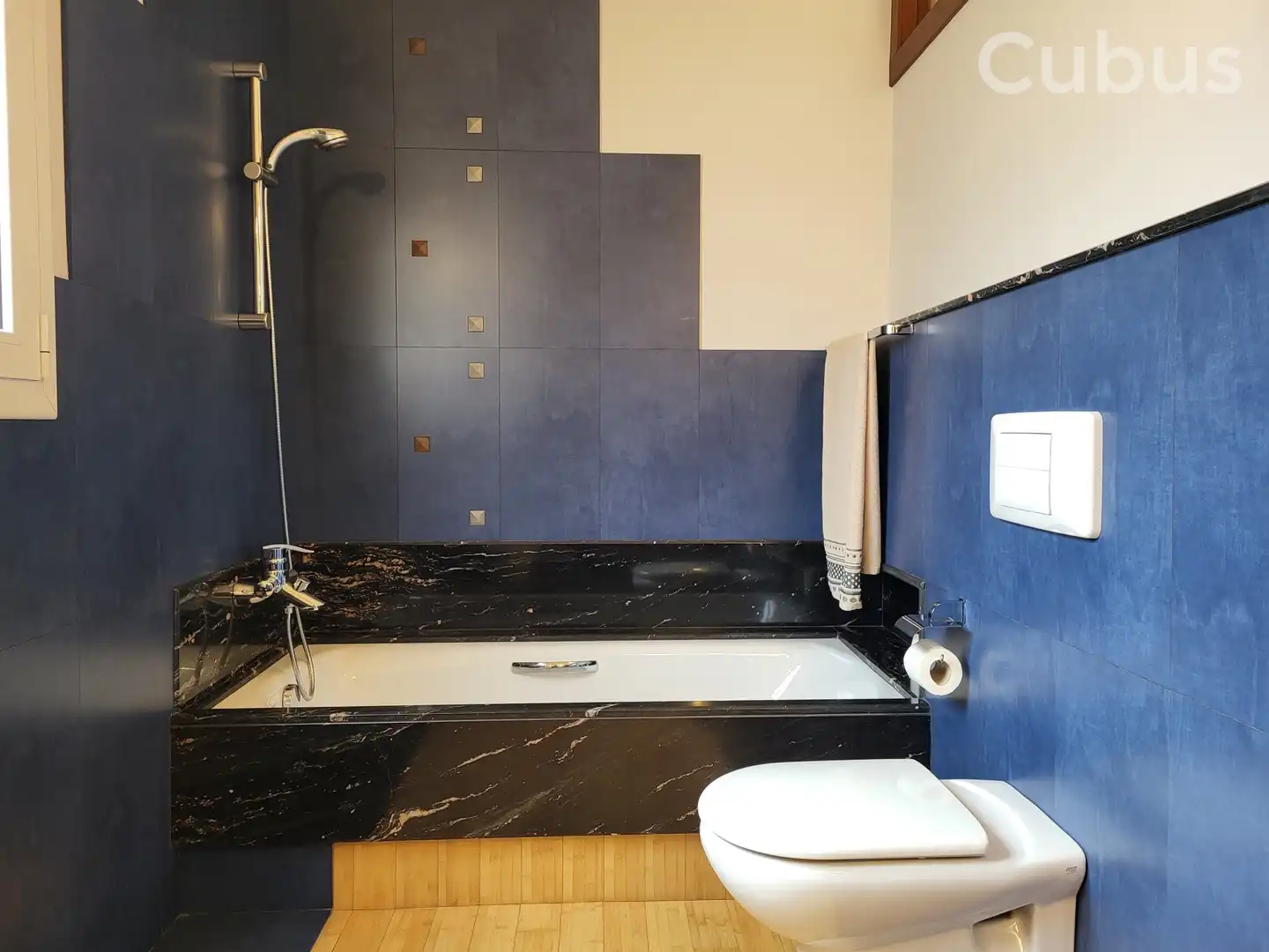 Bathroom of Houses for sale in Les Preses  with Air Conditioner, Heating and Terrace