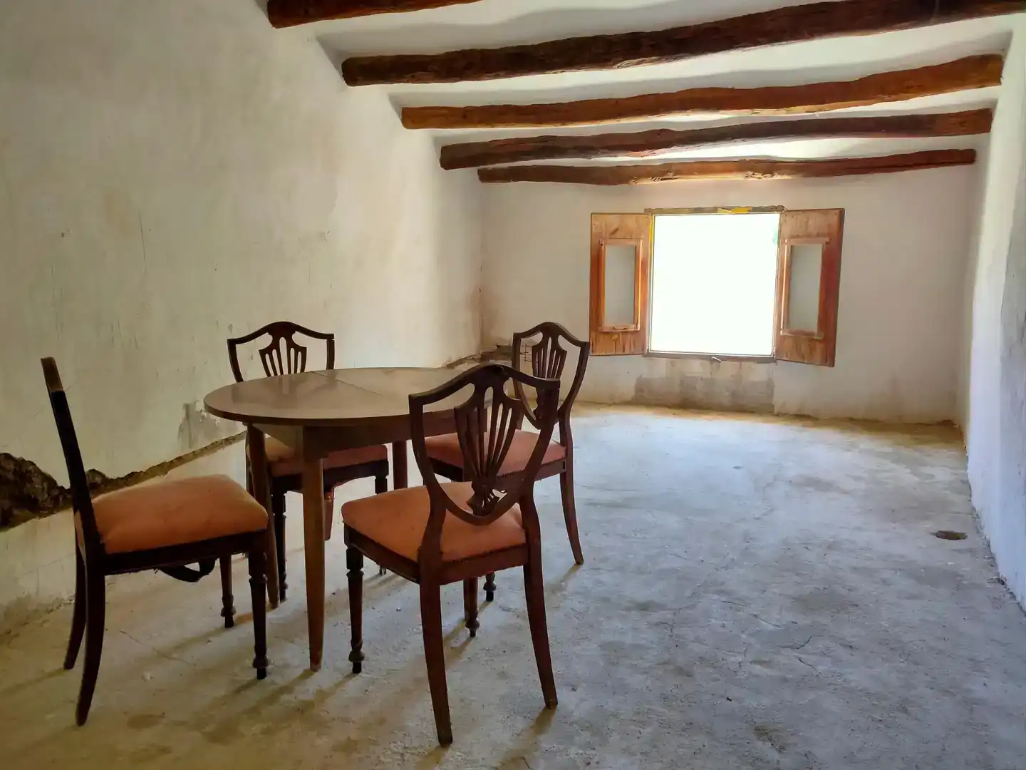 Menjador de Finca rústica en venda en Talamantes