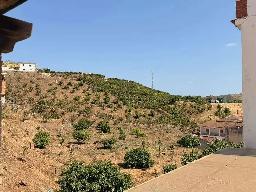 Piso en venta en Benamargosa con Terraza y Trastero