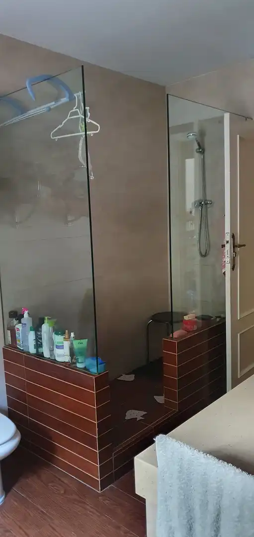 Badezimmer von Wohnung zum Verkauf in Cáceres mit Heizung, Privatgarten und Schwimmbad