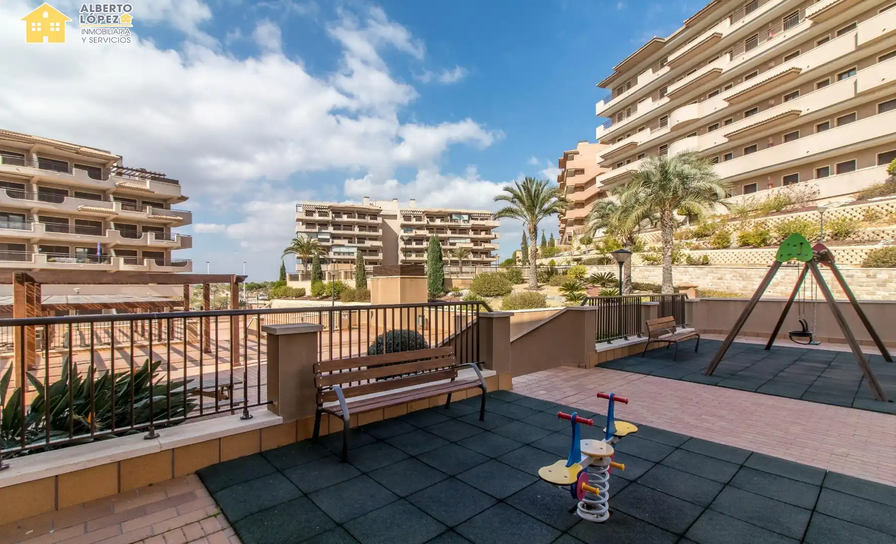 Terrasse von Wohnung zur Miete in Elche / Elx mit Klimaanlage, Terrasse und Möbliert