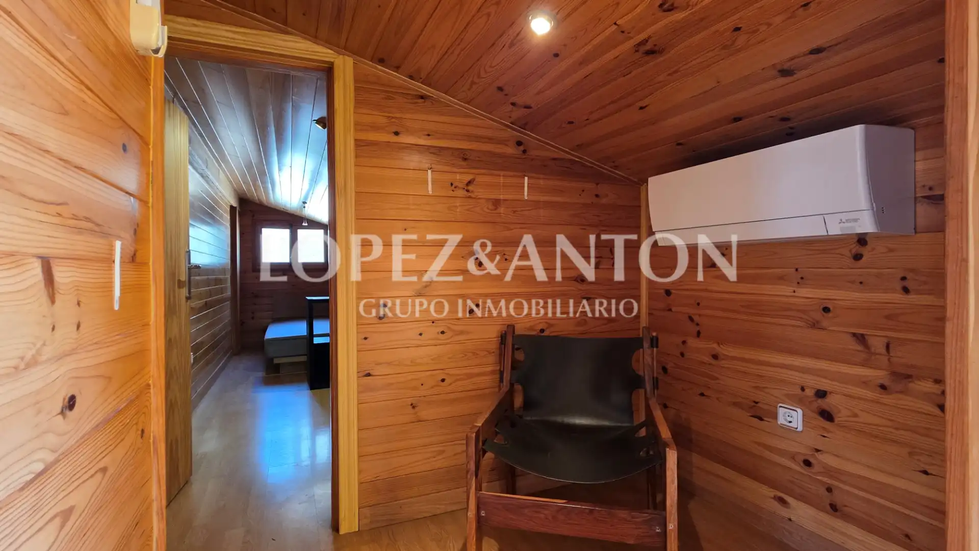 Houses for sale in L'Eliana  with Air Conditioner, Heating and Private garden