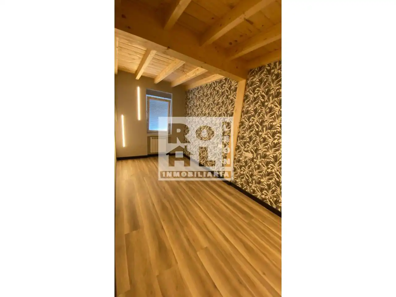 Houses for sale in Calle Carmen, Valverde de la Virgen