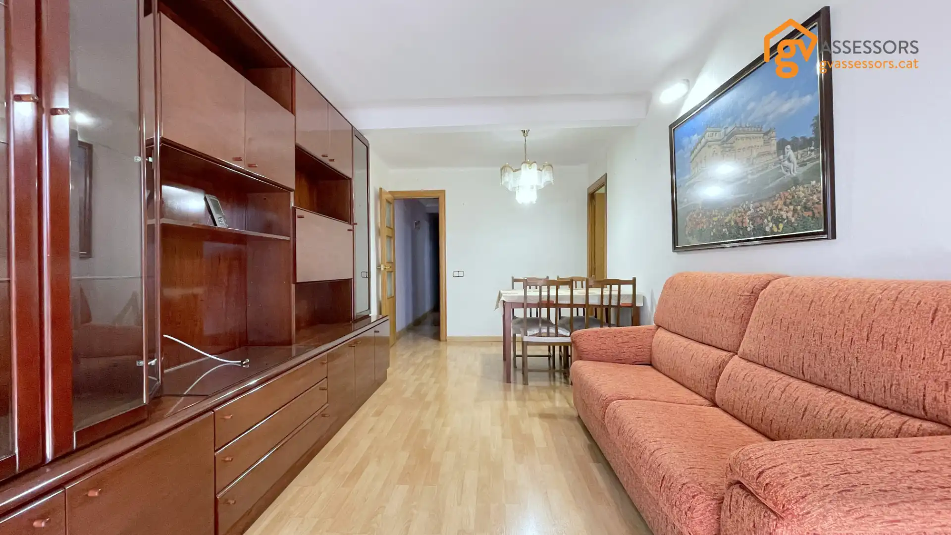 Sala d'estar de Pis en venda en Barcelona amb Forn, Balcó i Internet