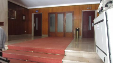 Foto 4 de Piso en venta en Plaza Leonor de la Vega, 2, El Parque - Zapatón, Torrelavega