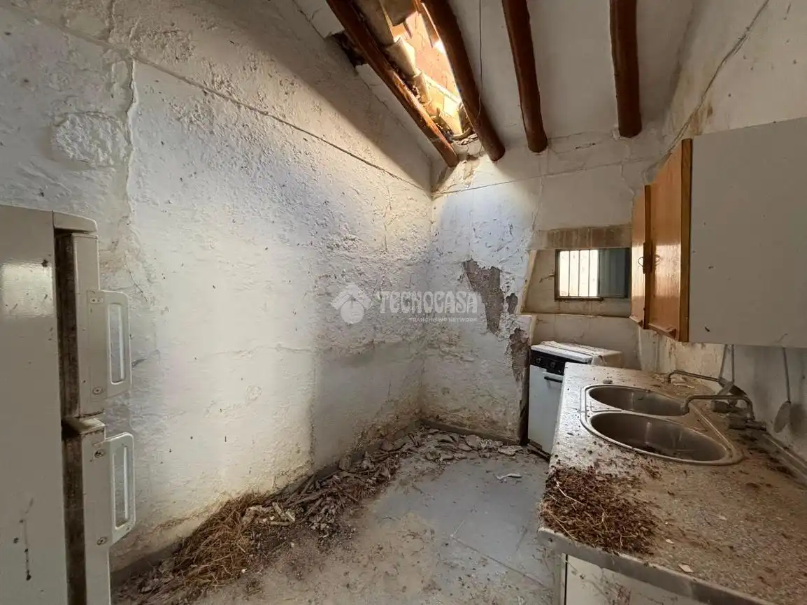 Kitchen of Detached homes for sale in Osuna