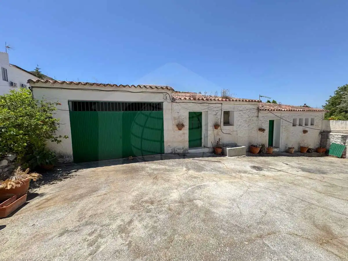 Casa adosada en venda a Calle Cabrera, 2, Cártama pueblo