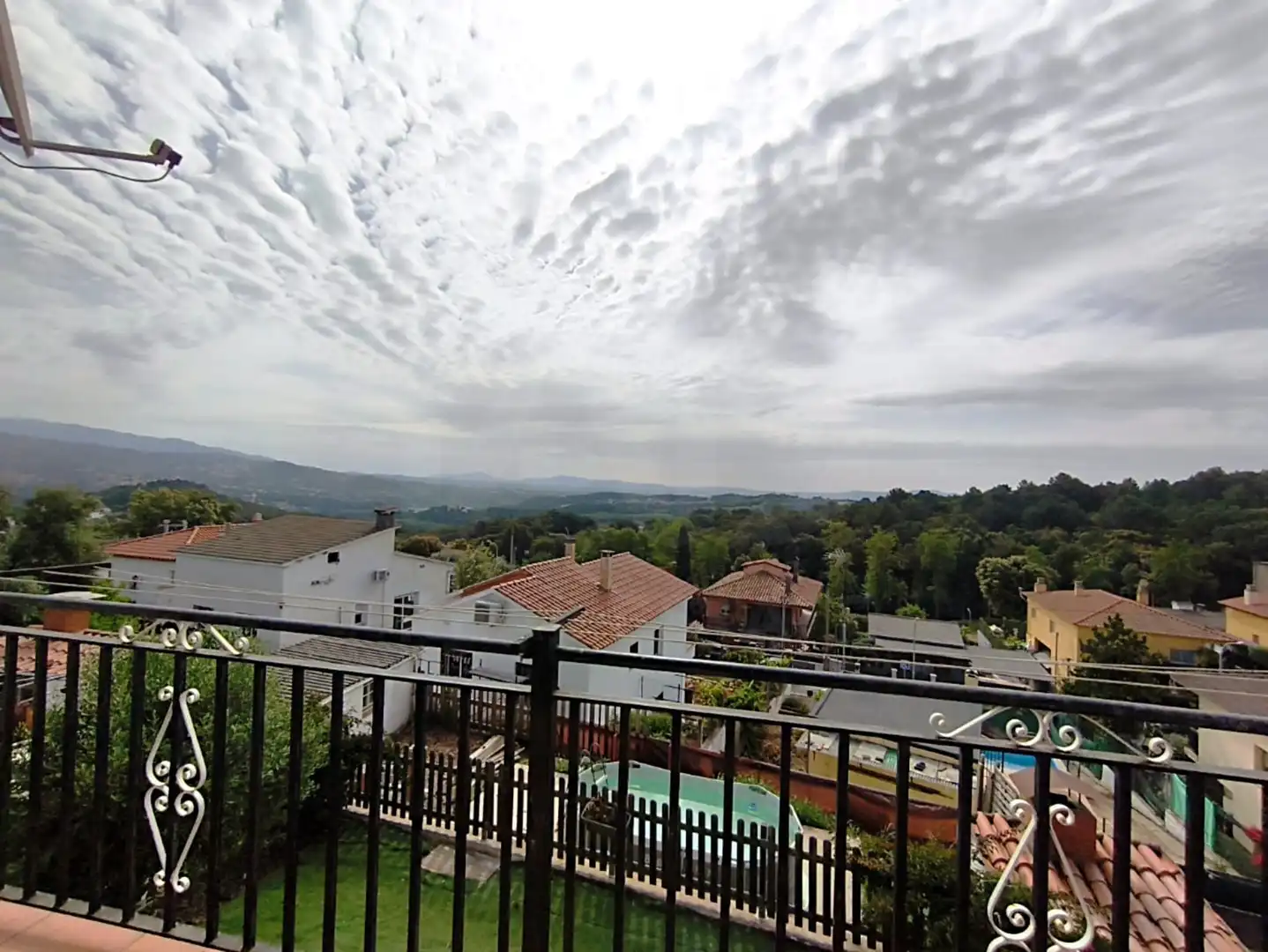 Vista exterior de Casa o chalet en venta en Bigues i Riells del Fai con Aire acondicionado, Terraza y Piscina