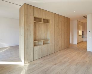 Bedroom of Flat to rent in  Barcelona Capital  with Air Conditioner, Heating and Parquet flooring