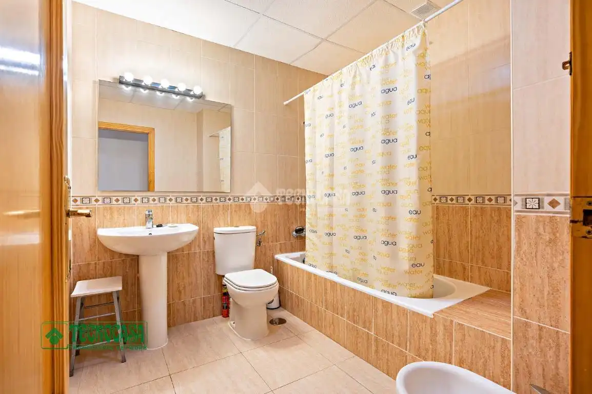 Bathroom of Flat for sale in Cuevas del Almanzora  with Air Conditioner, Terrace and Balcony