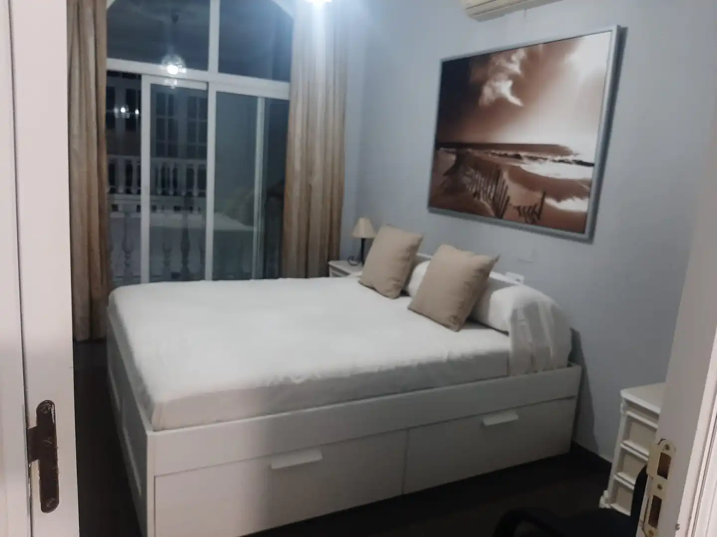 Habitación de Piso de alquiler en Villaverde del Río con Aire acondicionado, Terraza y Amueblado