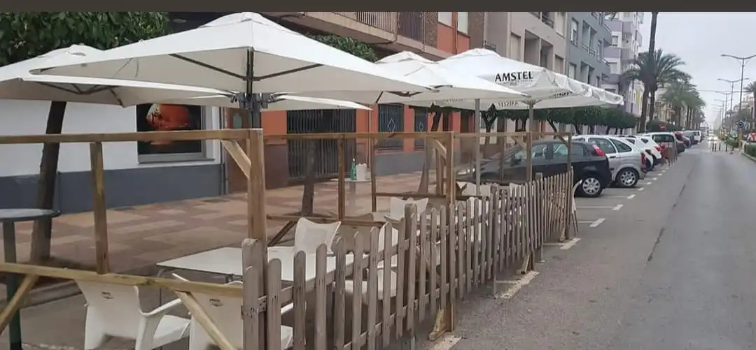 Terrasse von Geschaftsraum zum Verkauf in Carcaixent mit Klimaanlage, Heizung und Terrasse