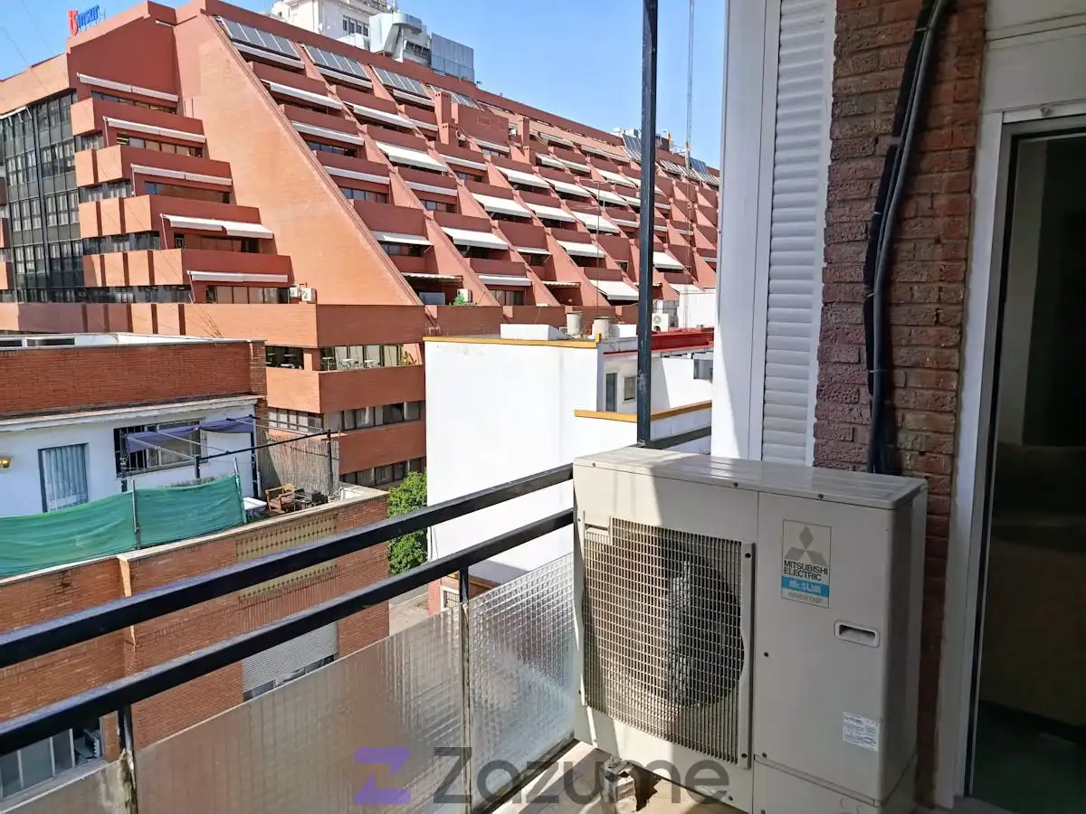 Außenansicht von Wohnungen zur Miete in Sevilla mit Klimaanlage, Heizung und Möbliert