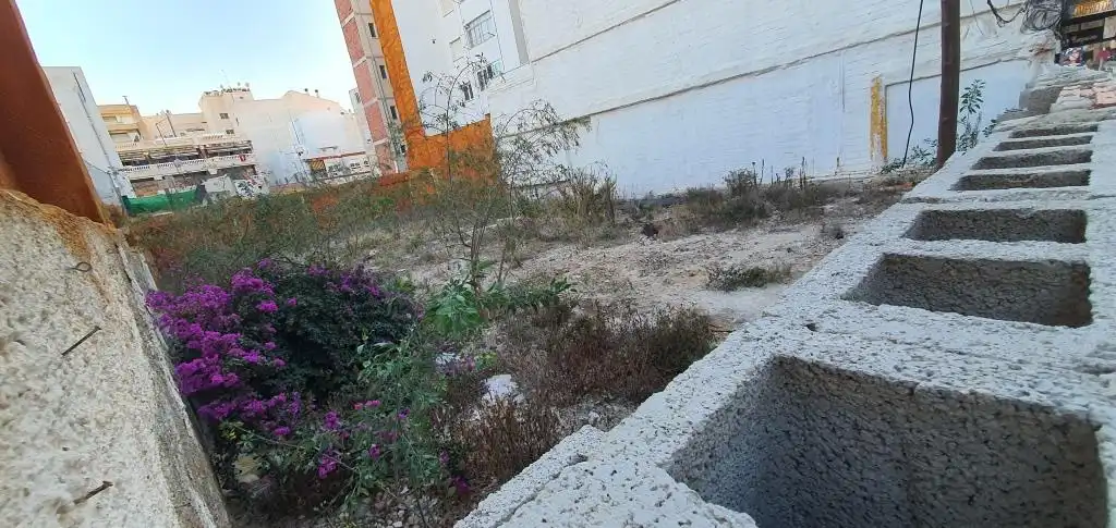 Terreno en venta en Torrevieja