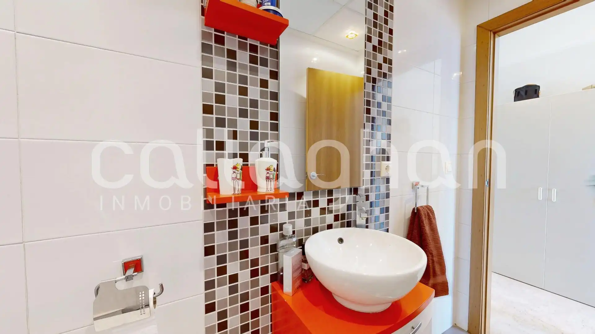 Bathroom of Detached homes for sale in Benaguasil  with Air Conditioner, Heating and Private garden