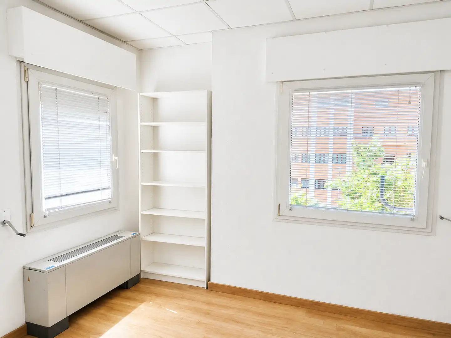Habitación de Oficina de alquiler en  Palma de Mallorca con Aire acondicionado y Calefacción
