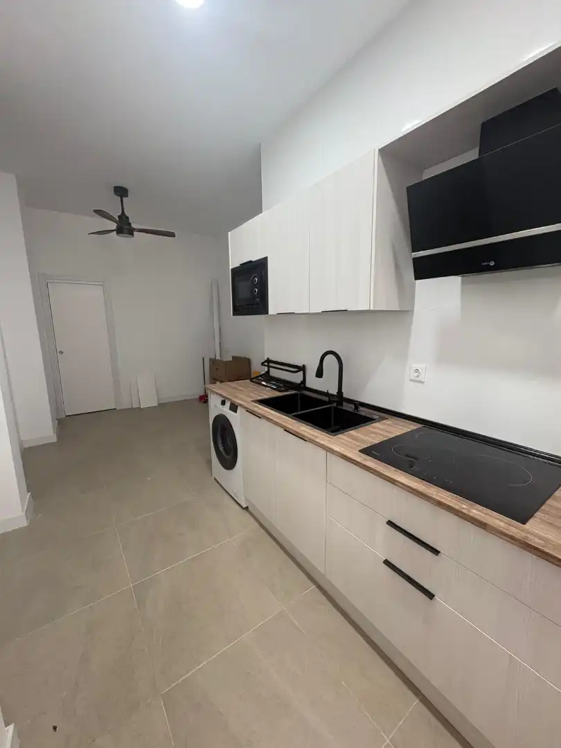Kitchen of Study for rent in Málaga  with Air Conditioner and Furnished
