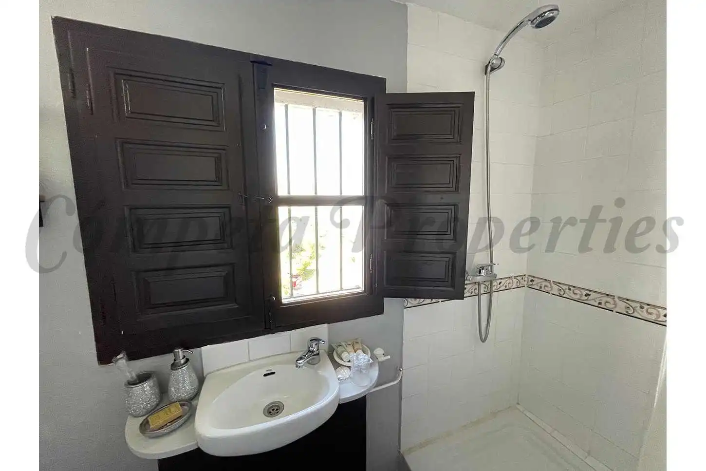 House with garden for sale in Comares, imagen 14