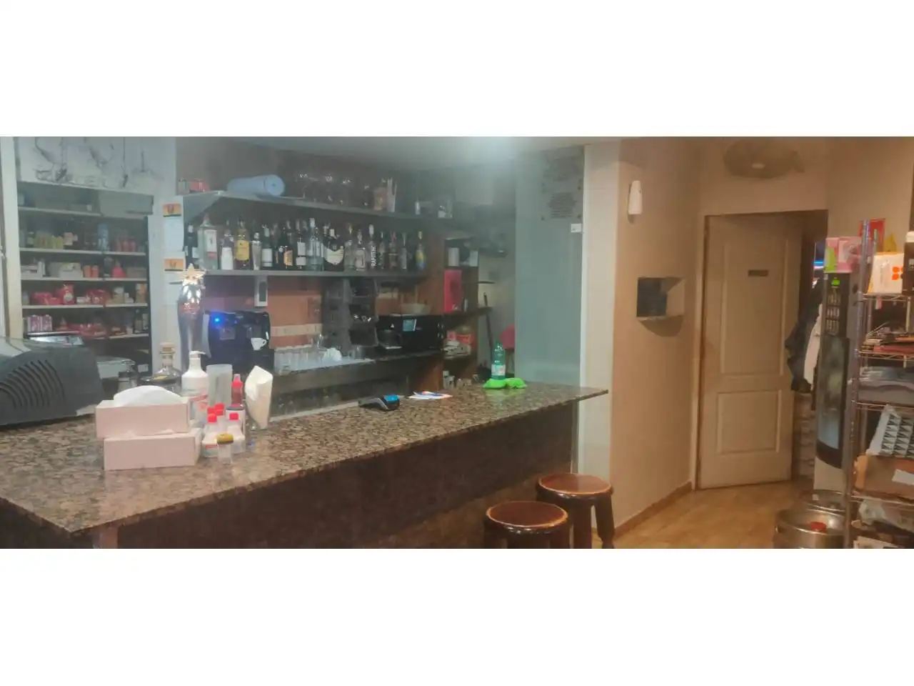 Business premises for sale in Calle Joaquim Serra 11, imagen 10