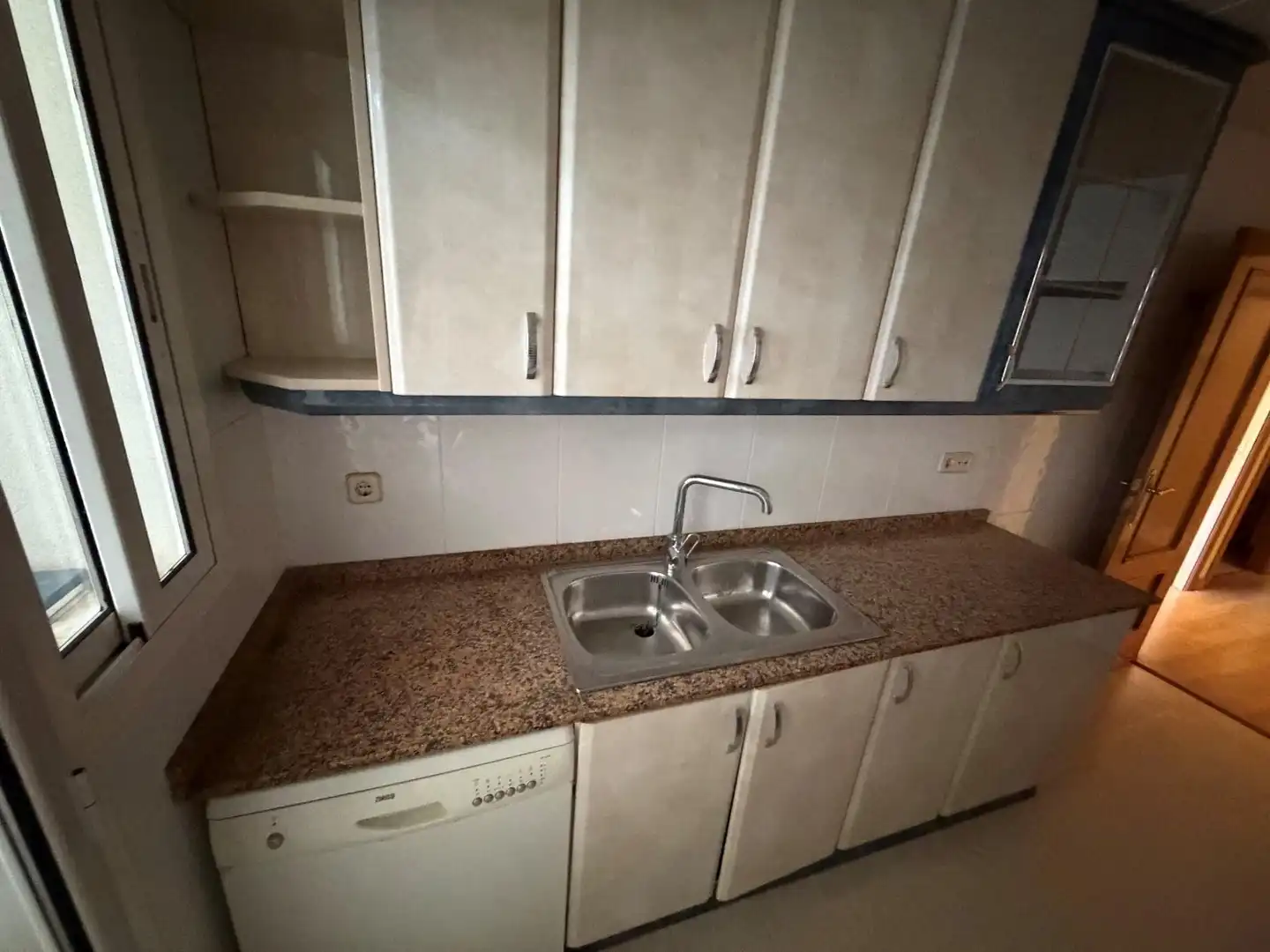 Küche von Wohnung zum Verkauf in Castellbisbal mit Terrasse