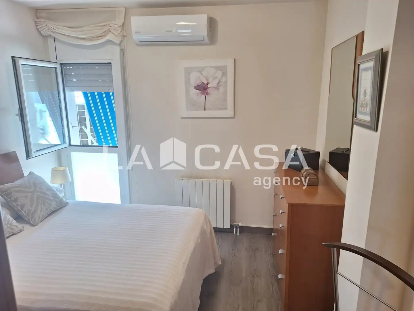 Bedroom of Flat for sale in Santa Coloma de Gramenet  with Heating
