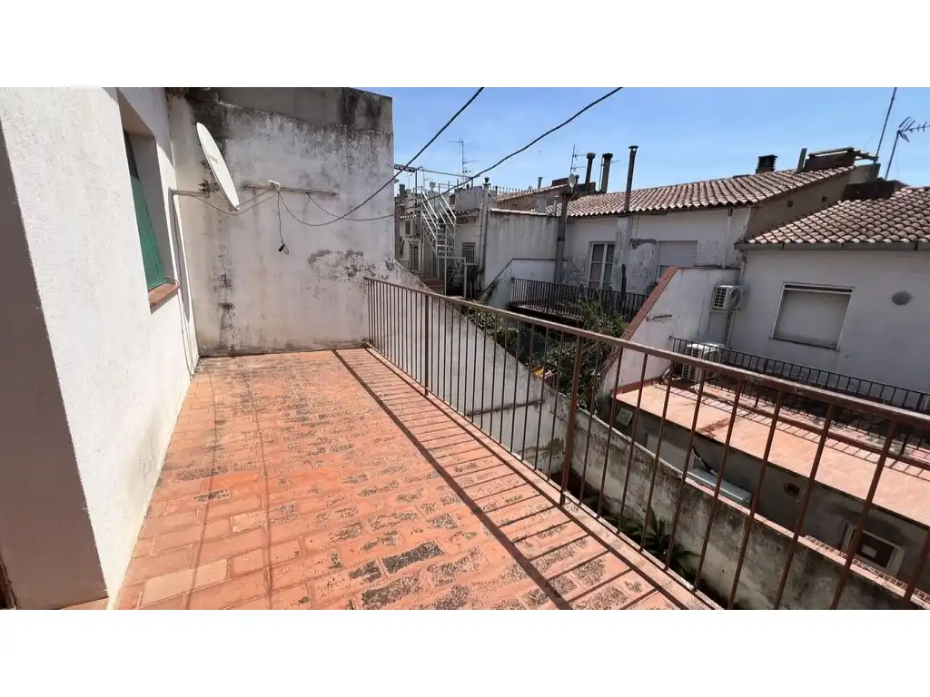 Balcony of Houses for sale in Figueres