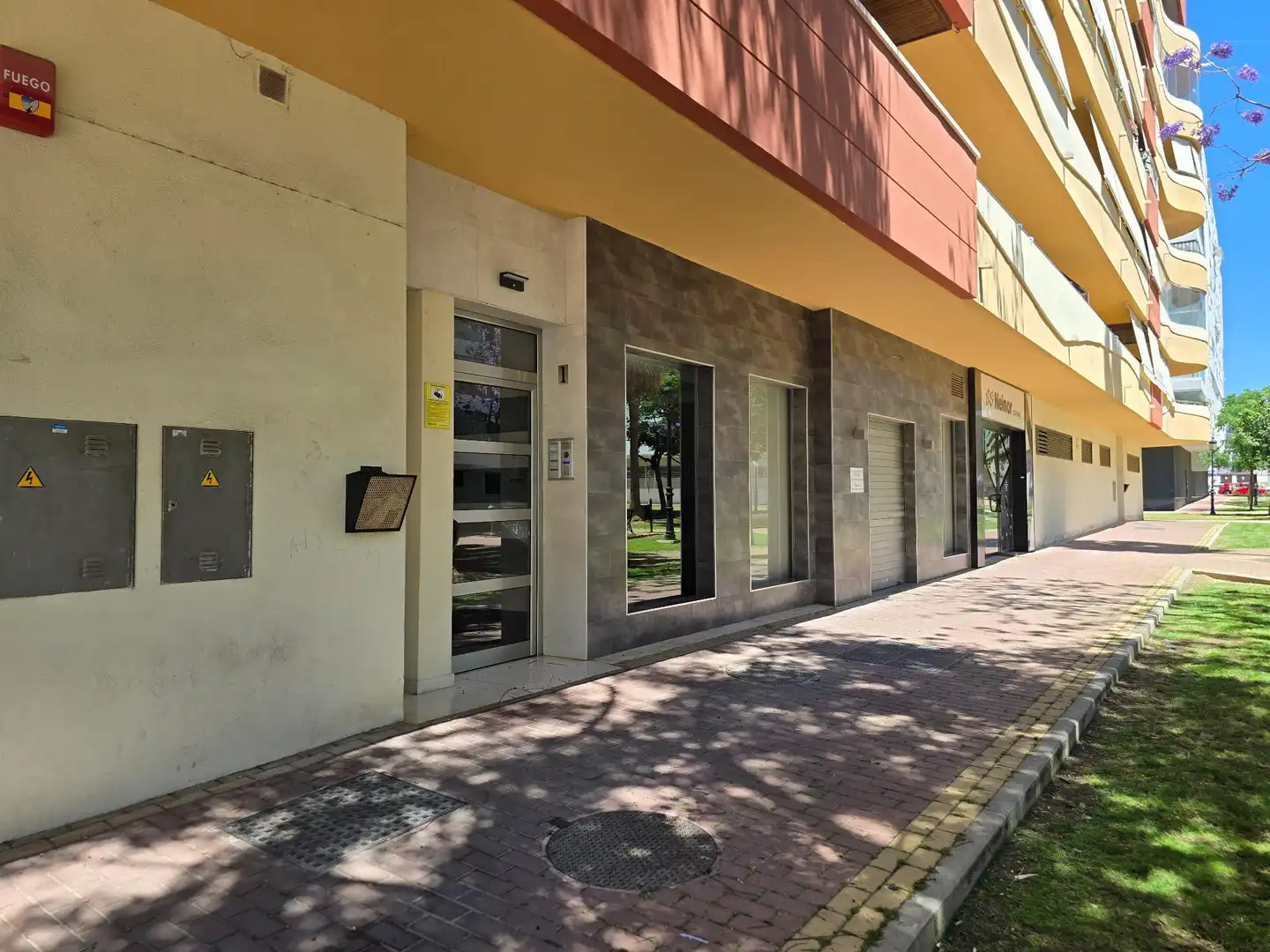 Vista exterior de Pis en venda en Estepona amb Aire condicionat, Calefacció i Terrassa