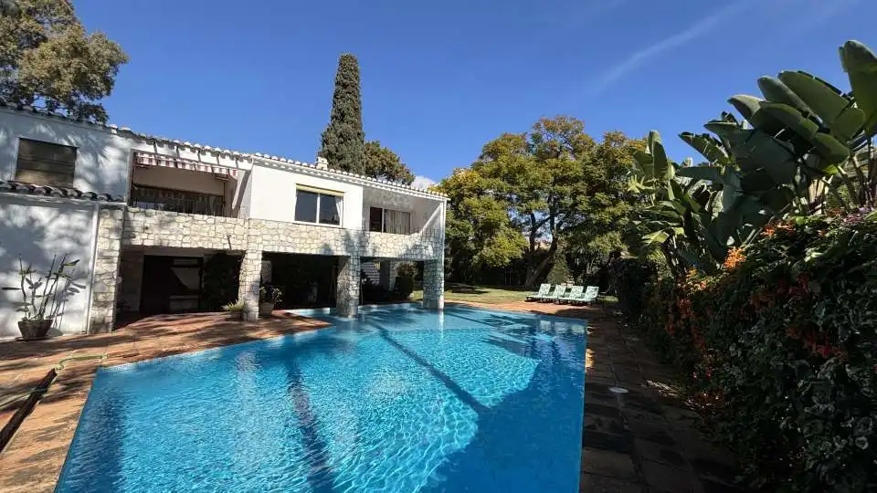 Casa amb piscina en venda a Río Real - Los Monteros, imagen 2