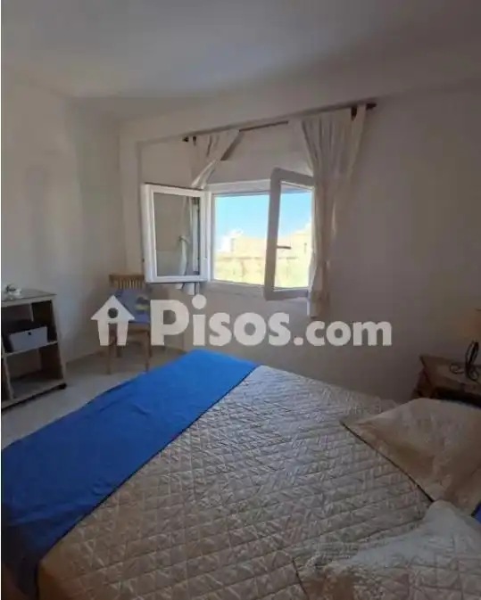 Habitación de Ático de alquiler en Almería con Amueblado