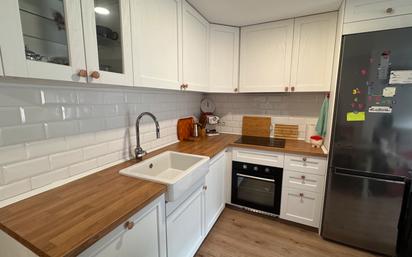 Kitchen of Flat for sale in Montcada i Reixac  with Oven and Microwave