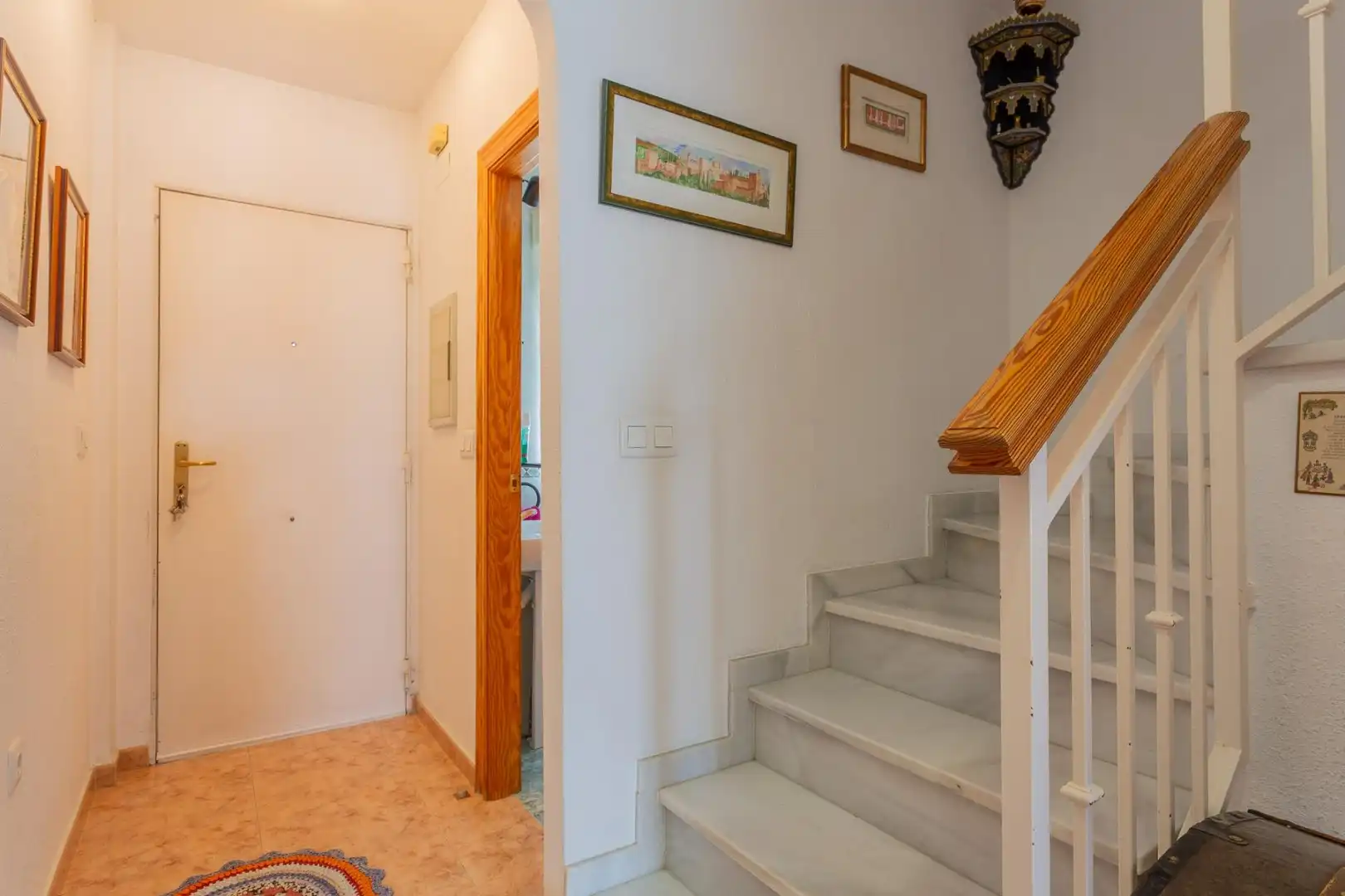 Casa adosada en venda en Cúllar Vega amb Aire condicionat, Calefacció i Moblat